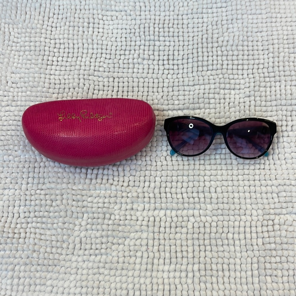Lily Pulitzer sunglasses with case